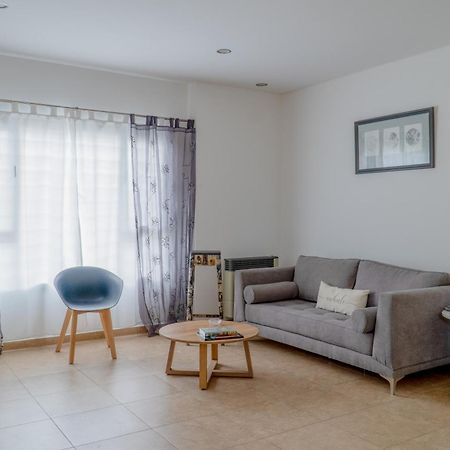 Maca Tobiano, Amplio, Calido, A Pasos Del Mar Apartment Puerto Madryn Luaran gambar