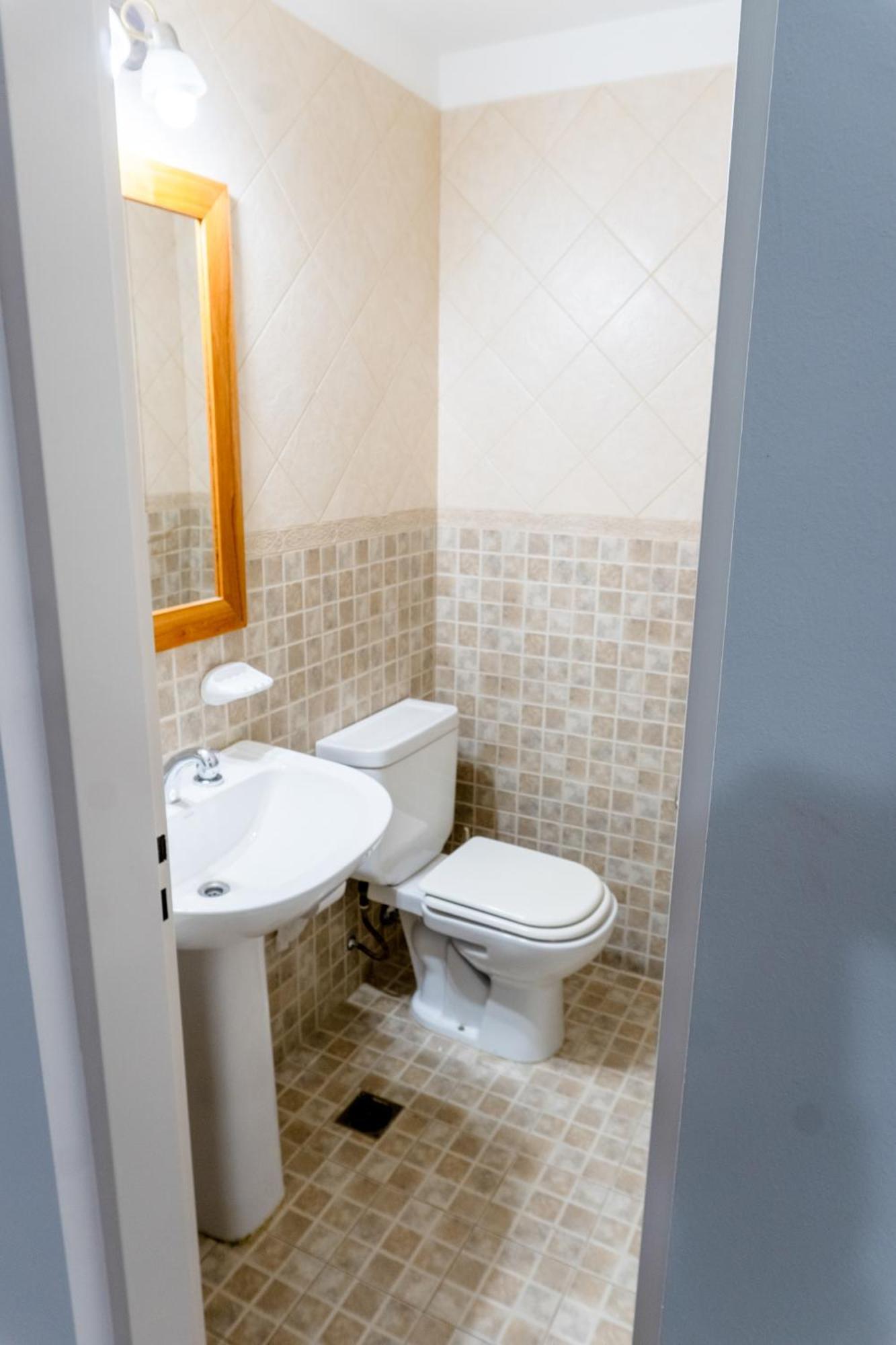 Maca Tobiano, Amplio, Calido, A Pasos Del Mar Apartment Puerto Madryn Luaran gambar