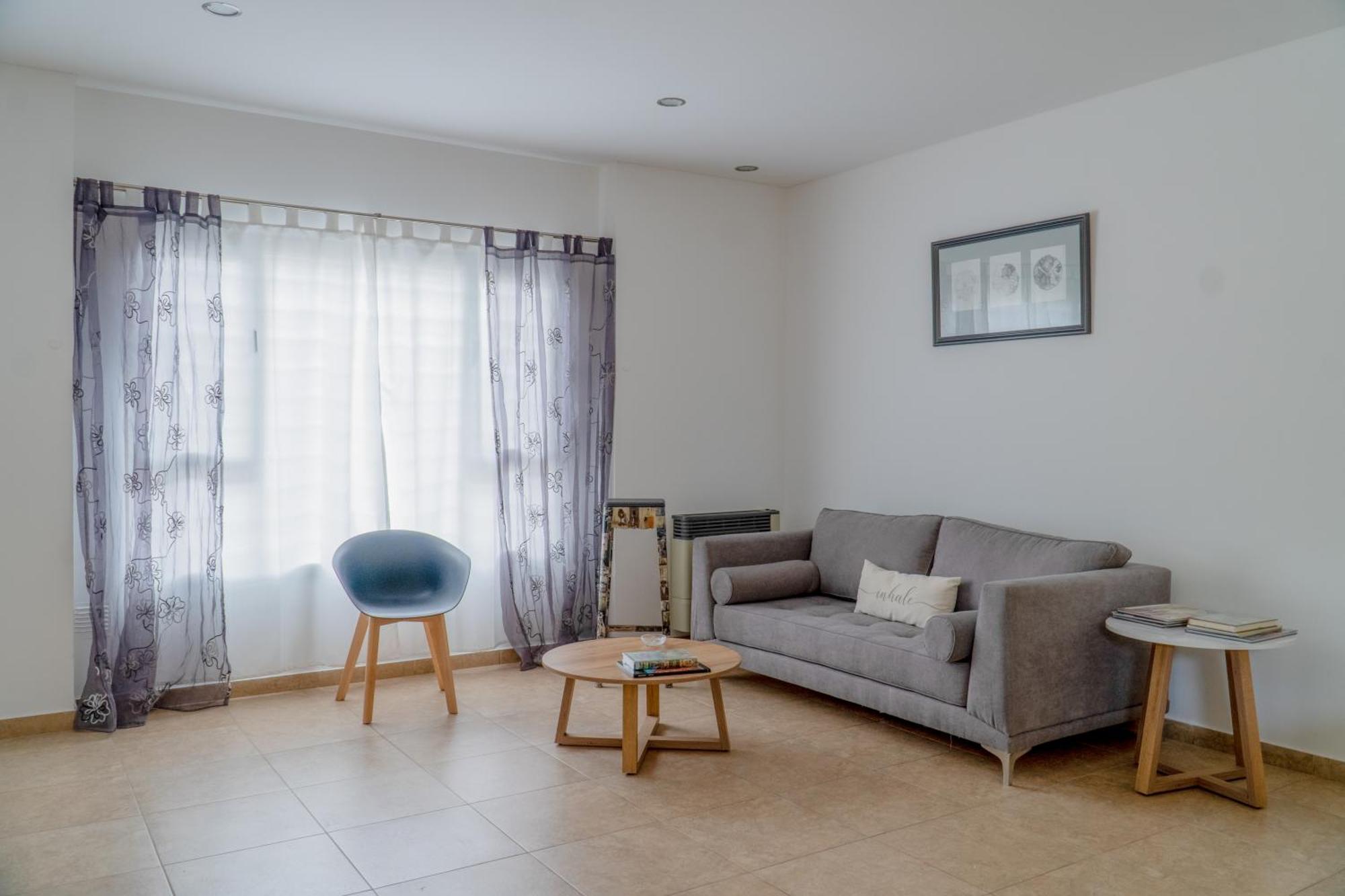 Maca Tobiano, Amplio, Calido, A Pasos Del Mar Apartment Puerto Madryn Luaran gambar