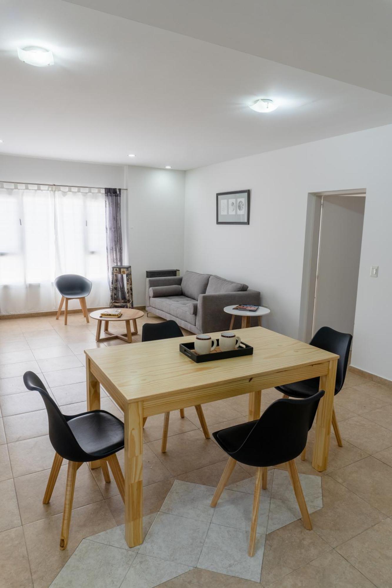 Maca Tobiano, Amplio, Calido, A Pasos Del Mar Apartment Puerto Madryn Luaran gambar